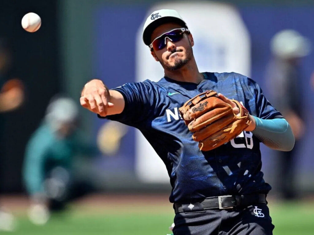 Nolan Arenado: «Los dominicanos hacen que el béisbol sea mejor»