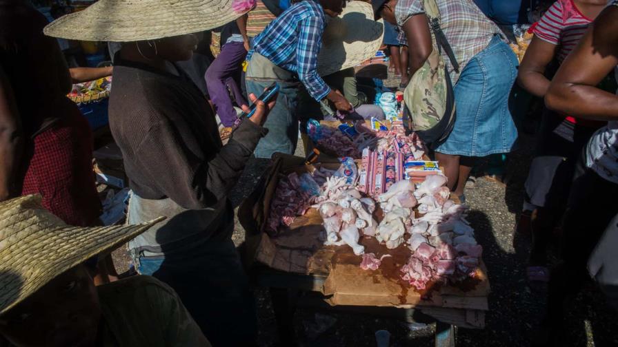 Haitianos siguen recibiendo productos gracias al contrabando desde  República Dominicana