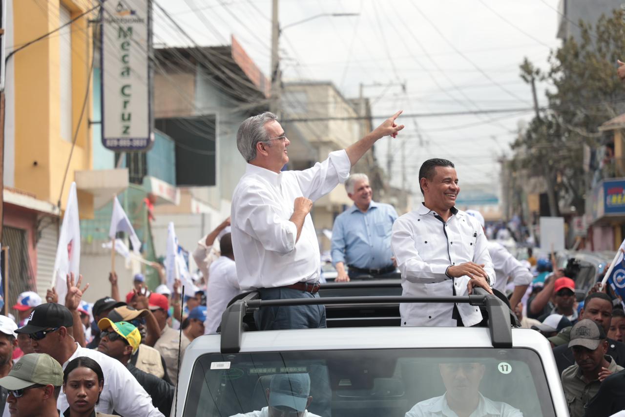 Abinader afirma “apoyo a candidatos municipales  se reflejará el 18 de febrero”