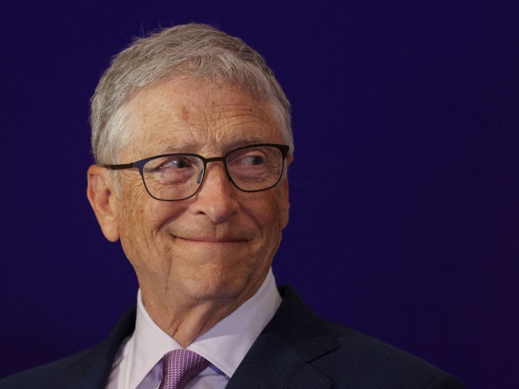 Los tres trabajos que sobrevivirán a la inteligencia artificial, según Bill Gates