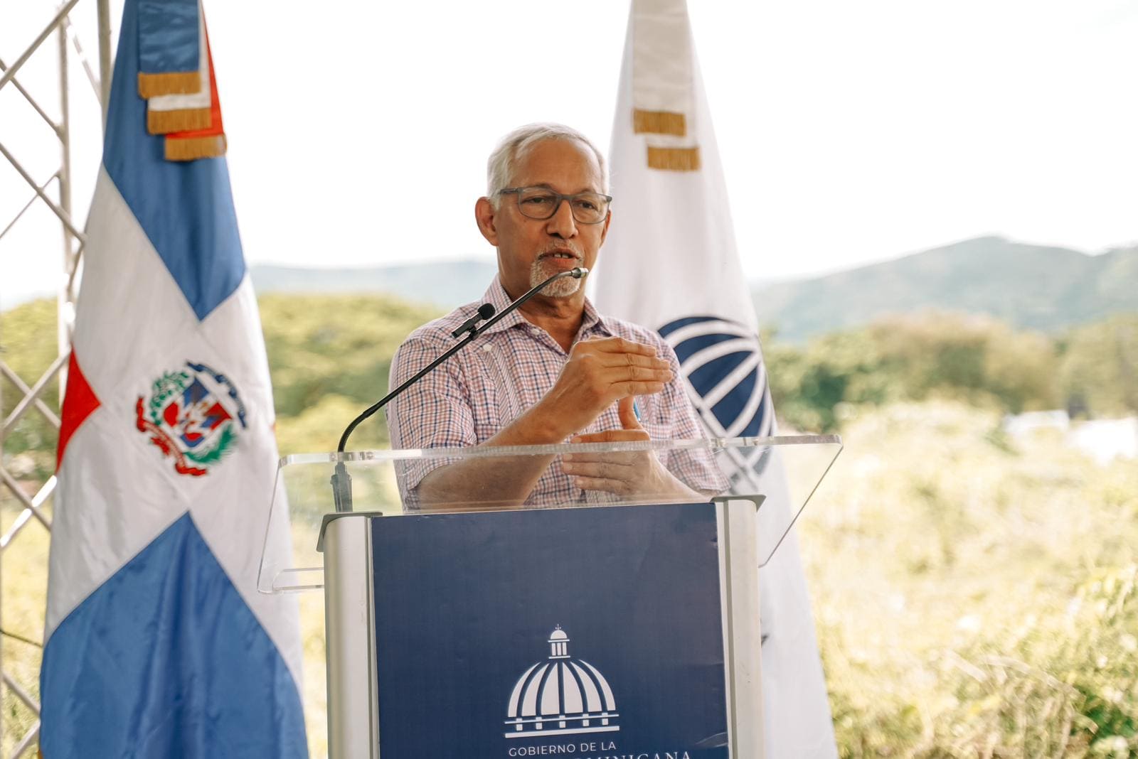 Educación inicia obras en Elías Piña