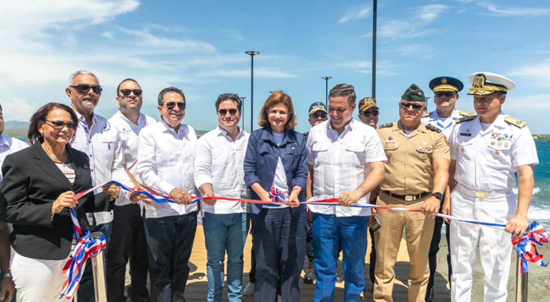 Vicepresidenta inaugura muelles de pescadores en Pedernales y Baní