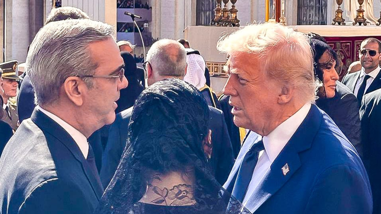Abinader y Trump conversan en funeral del Papa Francisco