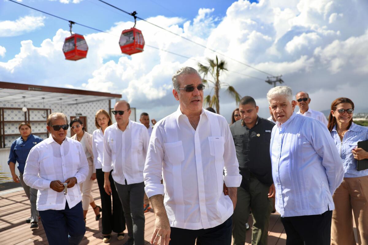 Presidente visita Santiago
