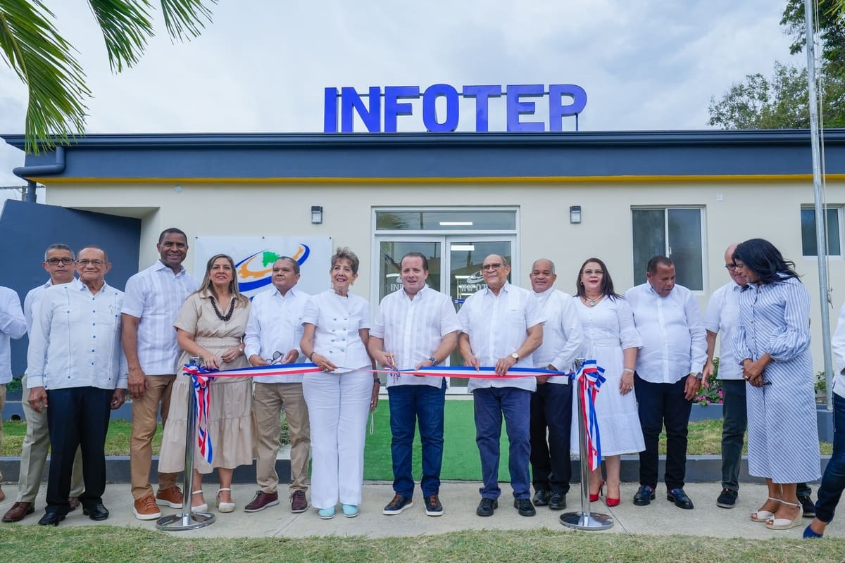 Inauguran centro de INFOTEP en Zona Franca de PP